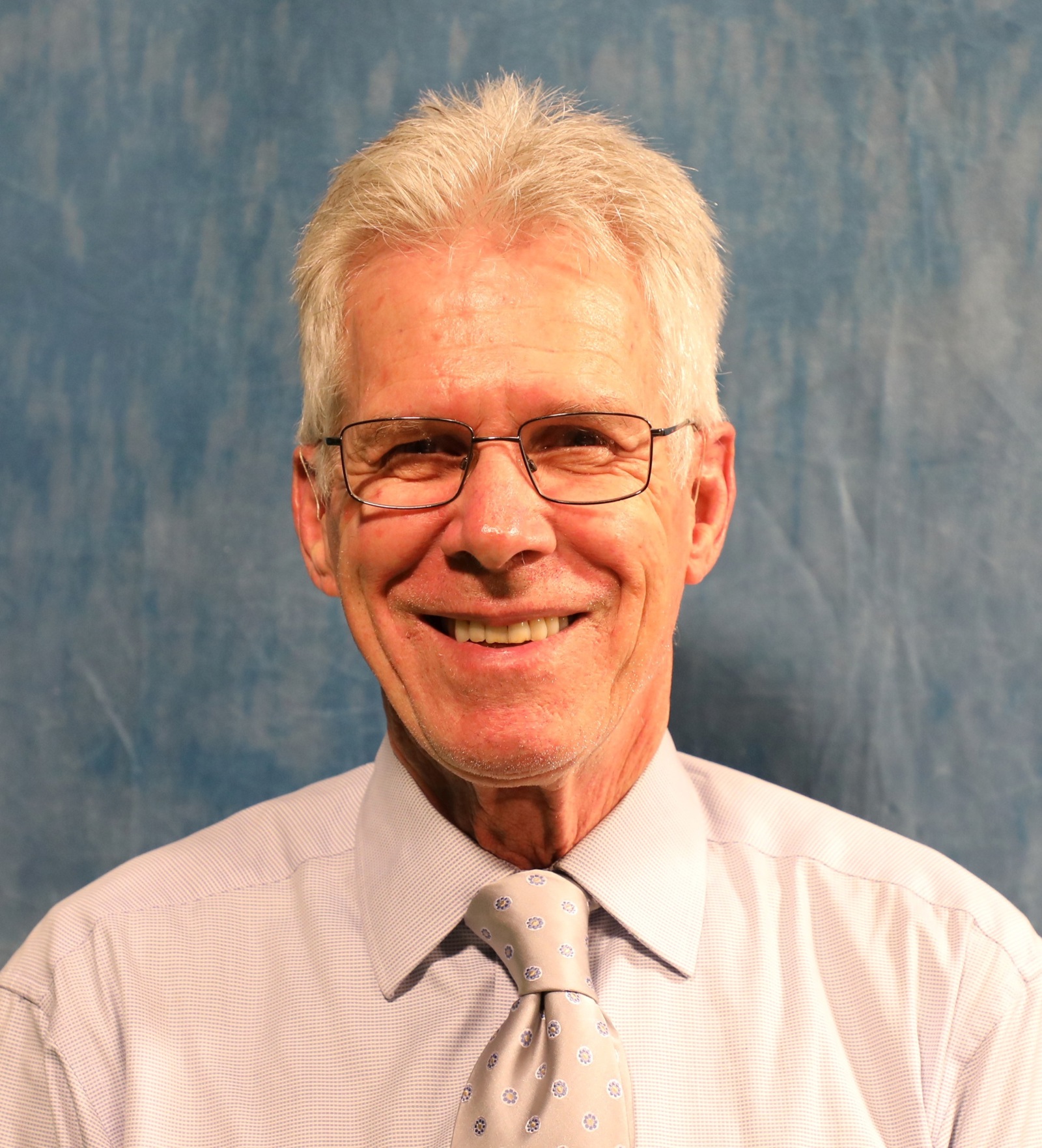 Larry Hettwer headshot