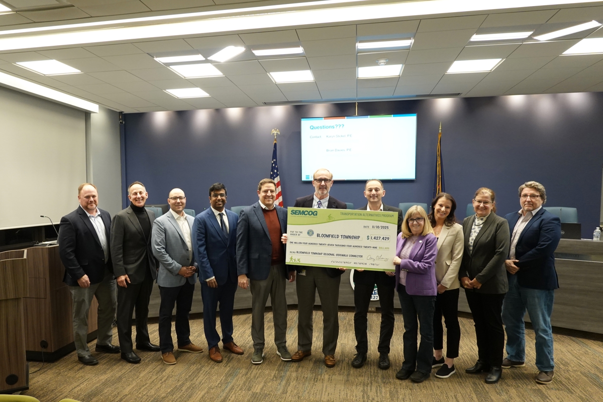 Featured image of SEMCOG and Bloomfield Township Celebrate $1,427,429 in Funding for Regional Sidewalk Connector